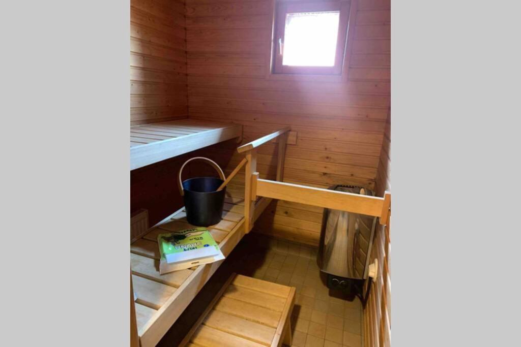 Luxus House With Sauna Nearby Airport Apartment Вантаа Екстериор снимка